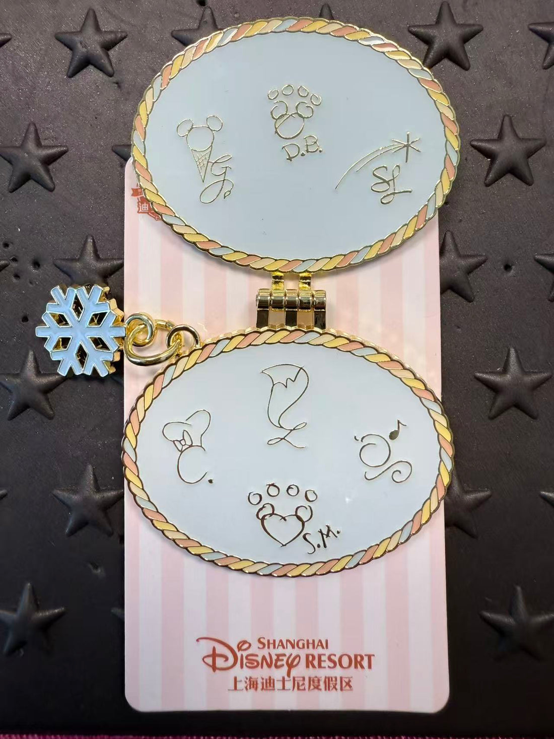 SHDL-Duffy&Friends Winter Autograph Book