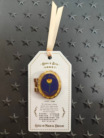 HKDL-Anna and Elsa Castle of Magical Dreams 2021 - Princess Locket & Bookmark Set
