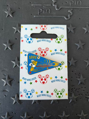 TDL-2002 Mickey World Soccer-Donald Duck