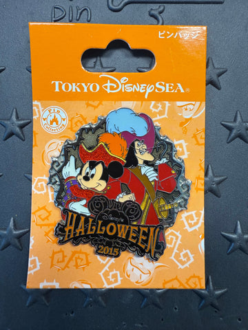 TDS-2015 Halloween Mickey & Captain Hook